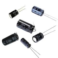 Capacitores